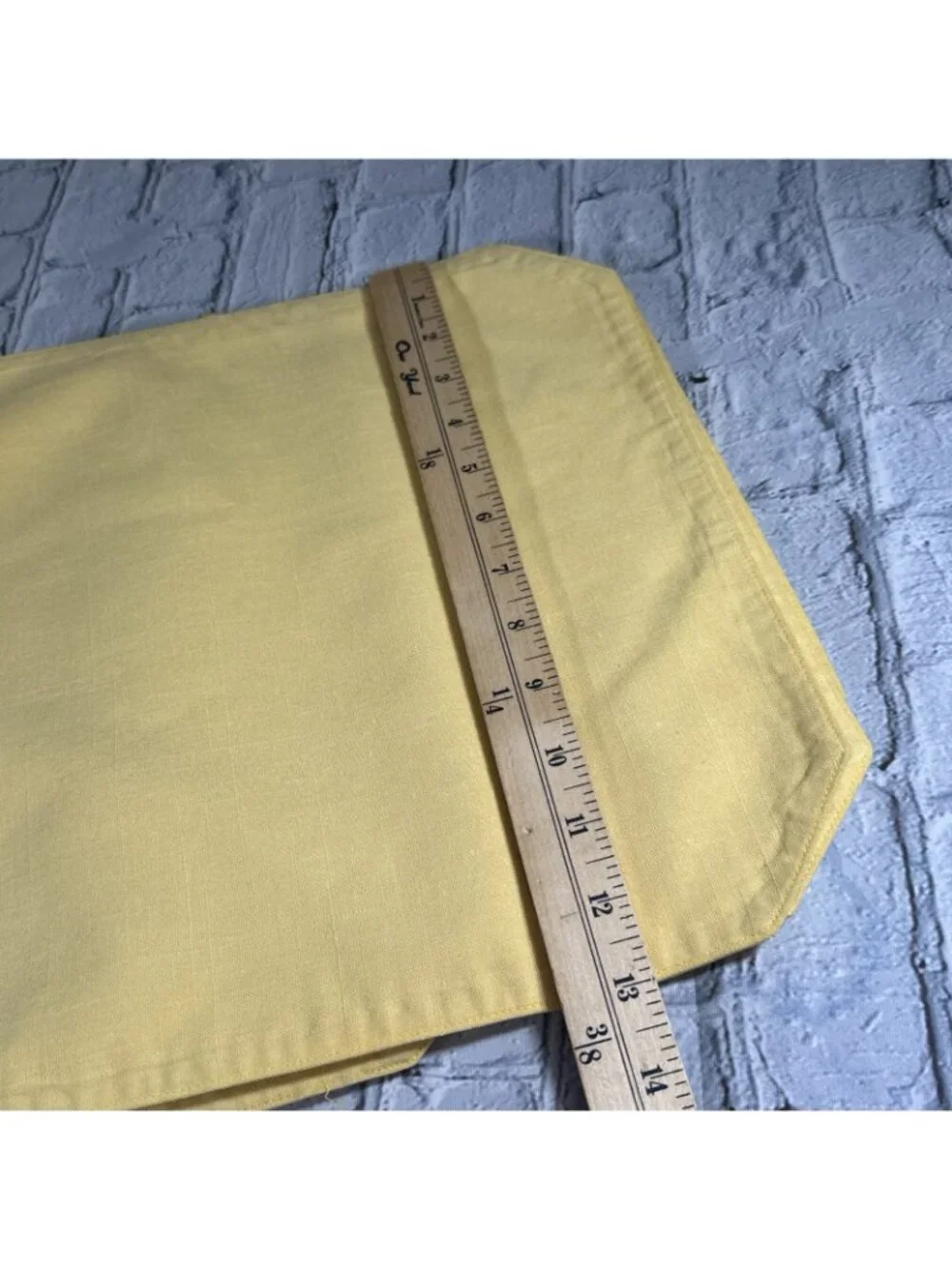 Set Of 12 Octagon Butter Yellow Placemats 12”x13”